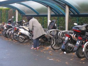 2roues-moteur-24sept10.jpg